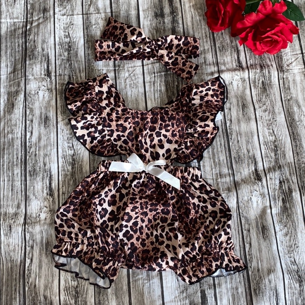 Little girls cheetah 2pc outfit! - Picture 1 of 5